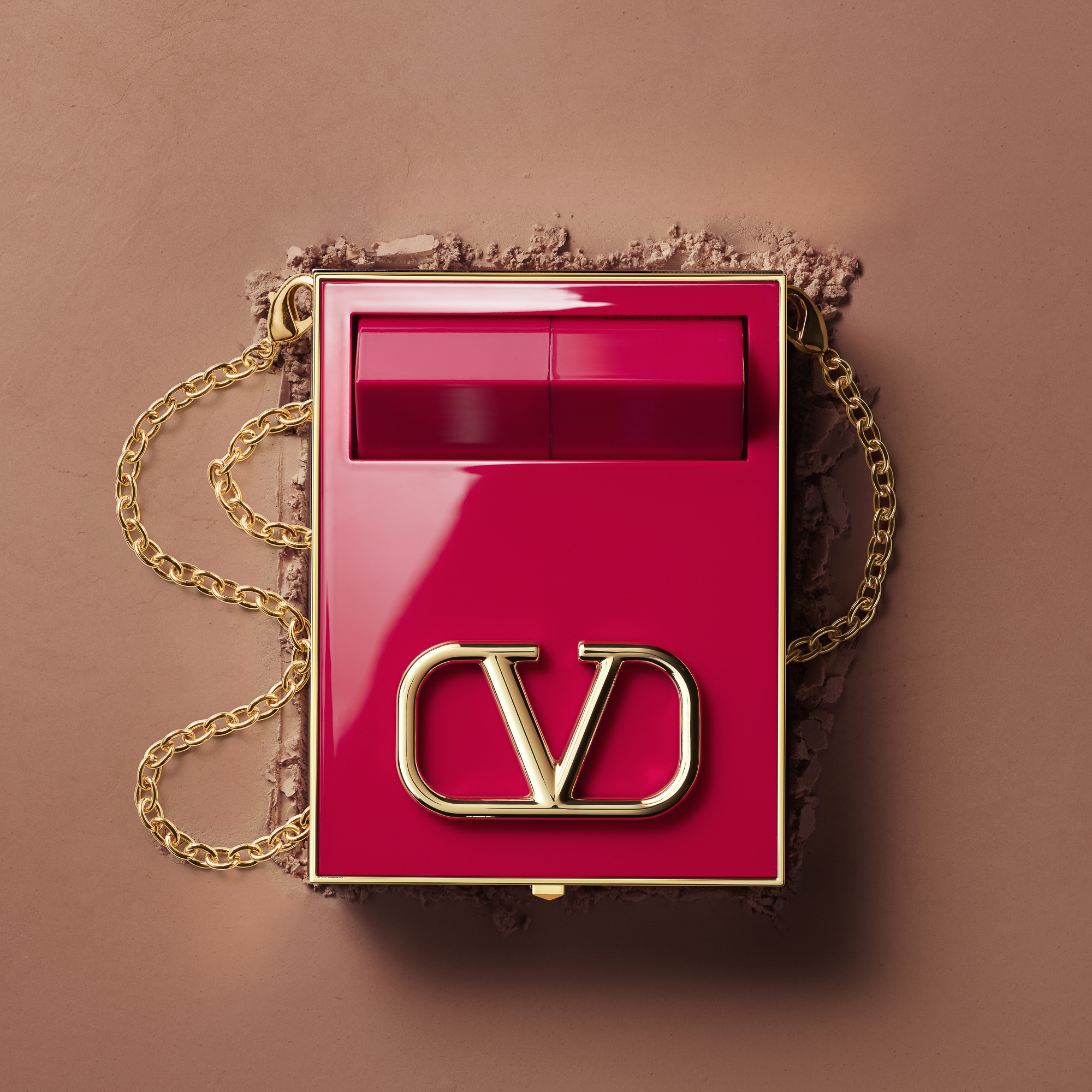 Valentino-Go-Clutch-Powder Compact-04-Medium-Deep-3614273431064-PackOnTexture